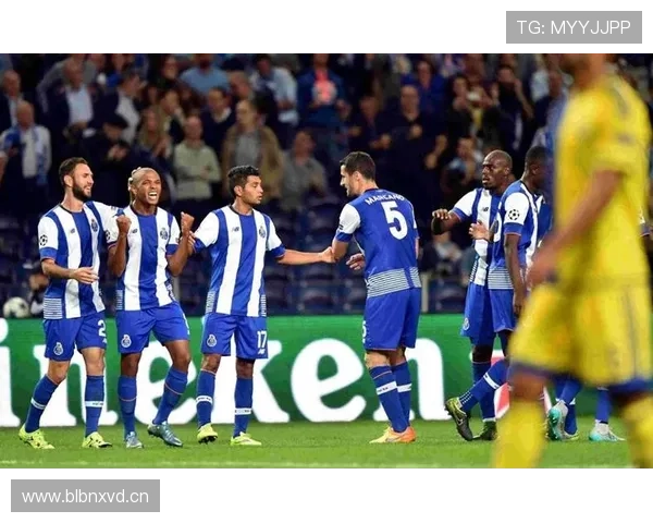 塔雷米在波尔图本赛季表现稳健,进攻端持续贡献关键数据 塔雷米在波尔图本赛季表现稳健,进攻端持续贡献关键数据